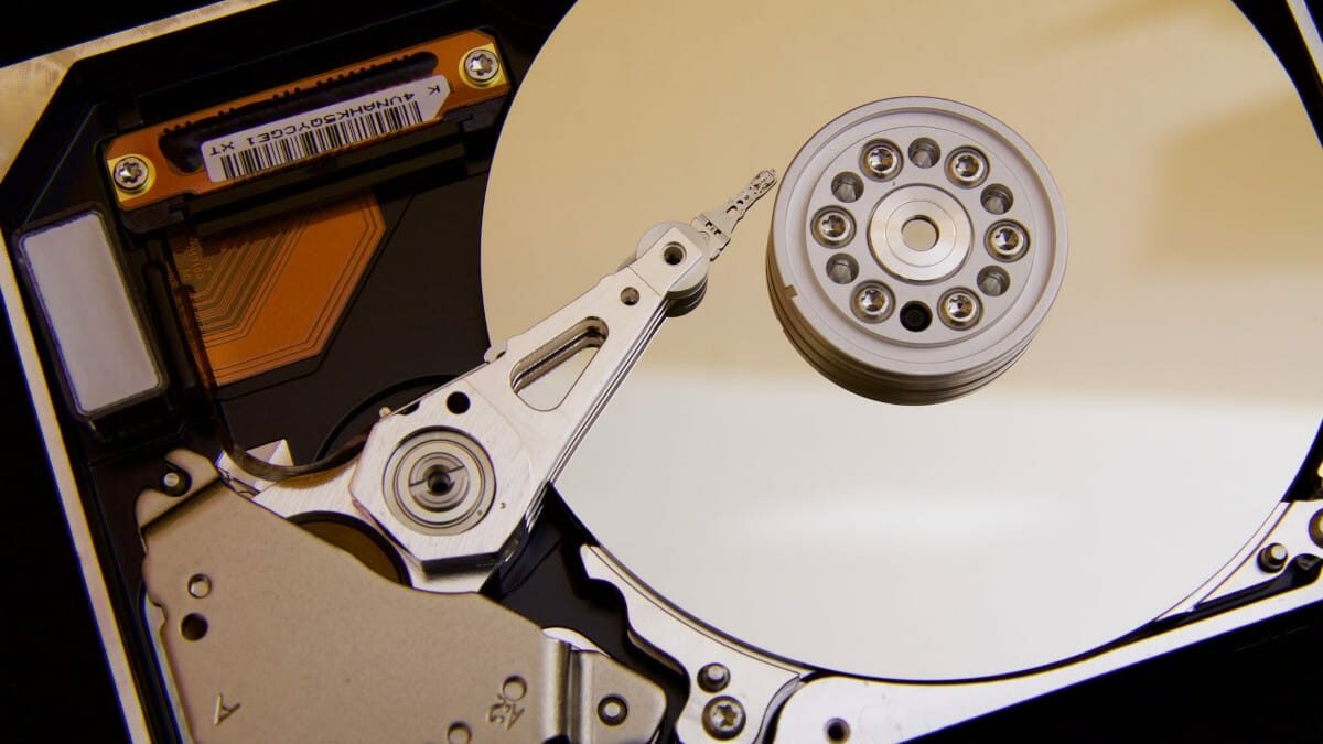 Cómo activar la limpieza automática del disco duro en Windows