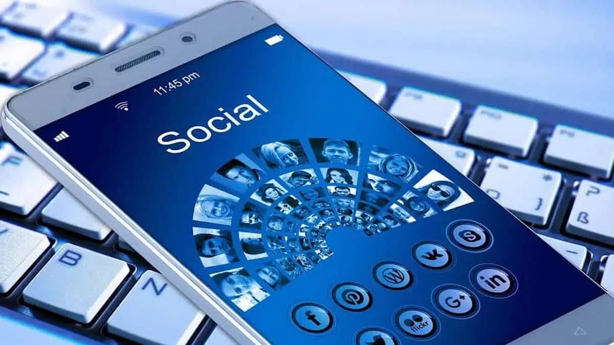 Utilizar Facebook con seguridad ajustando la Privacidad