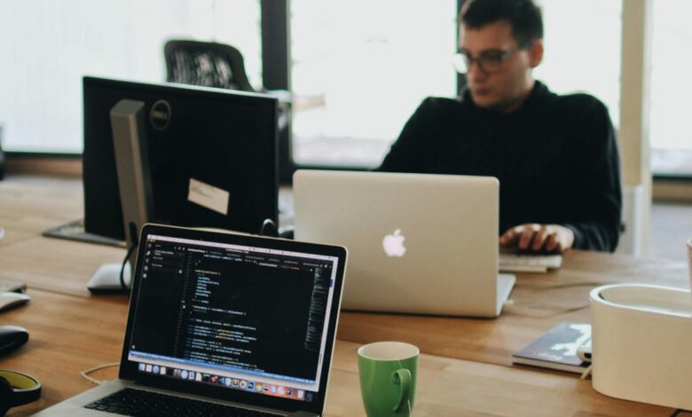 Cómo cortar y pegar archivos en Mac: Guía rápida