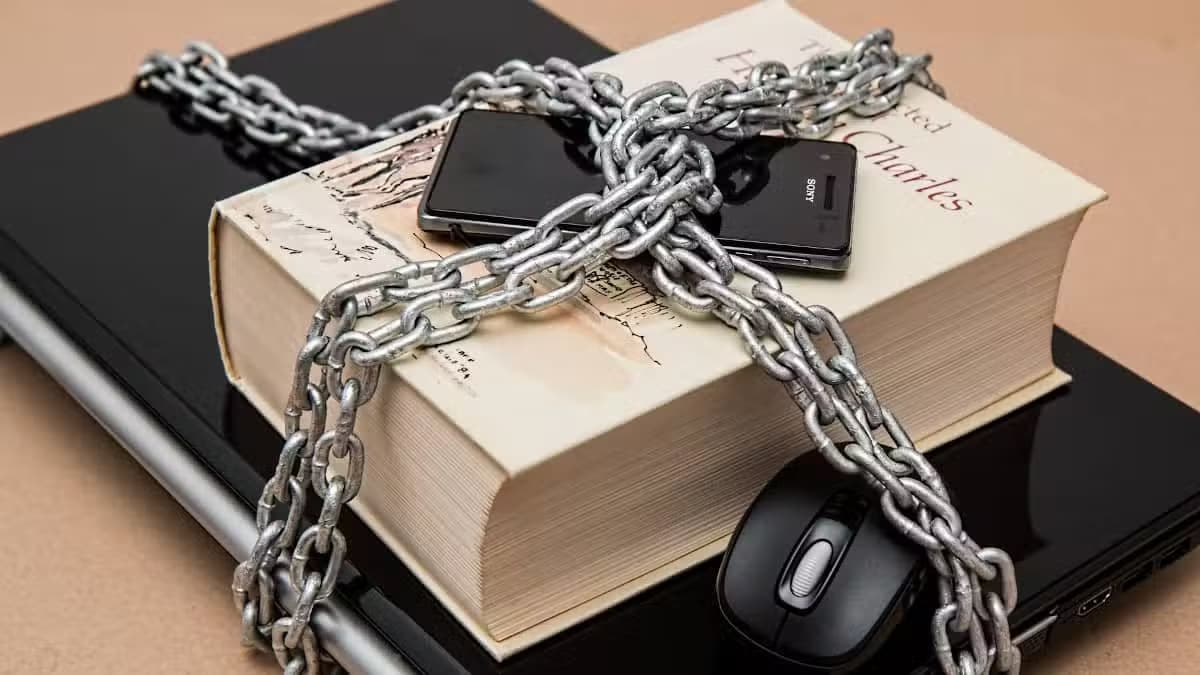 Cómo impedir a un usuario 'Agregar o quitar programas' en Windows